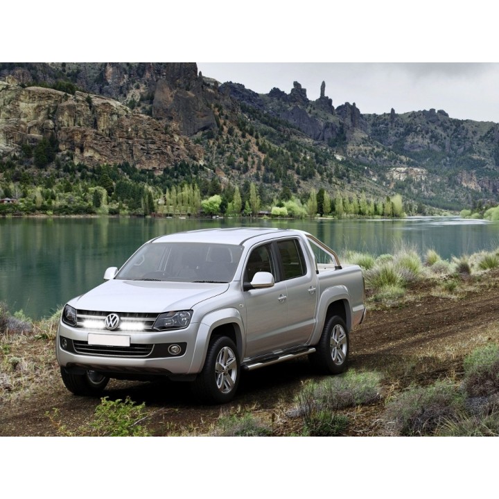 Zestaw do montażu oświetlenia LAZER TRIPLE-R 750 w fabrycznym grillu - Volkswagen Amarok (2009 - 2016)