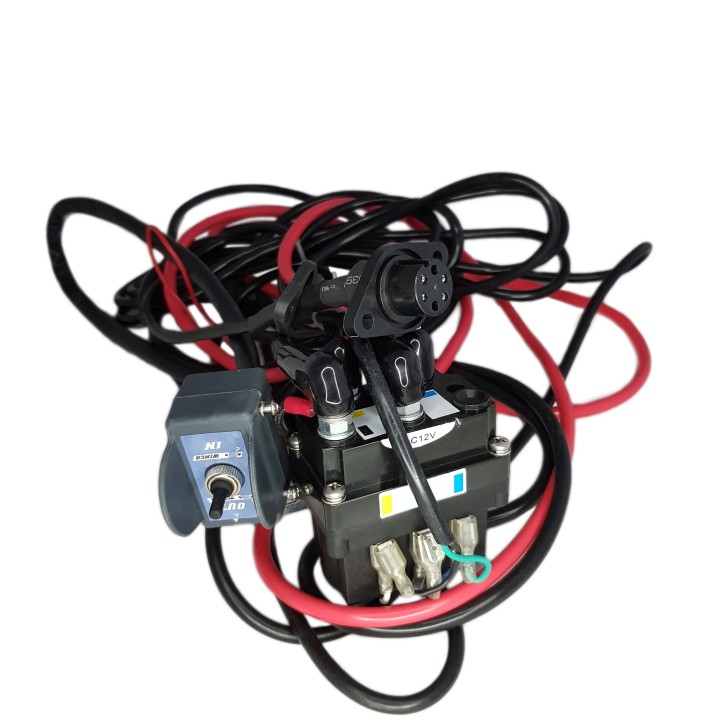 Wyciągarka PW3500SR 12V z liną syntetyczną ze sterowaniem bezprzewodowym