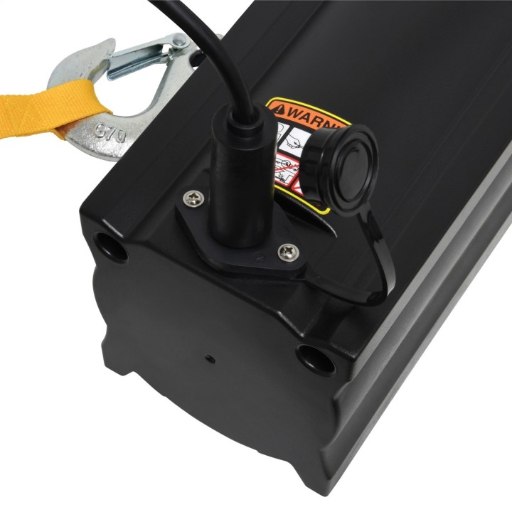Superwinch S5500 with synthetic rope 12V