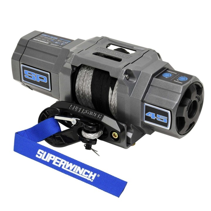 Superwinch SP 45 winch with a synthetic rope
